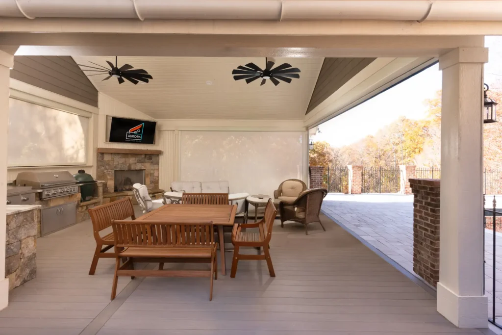 Retractable Screen for Pool Pavilion
