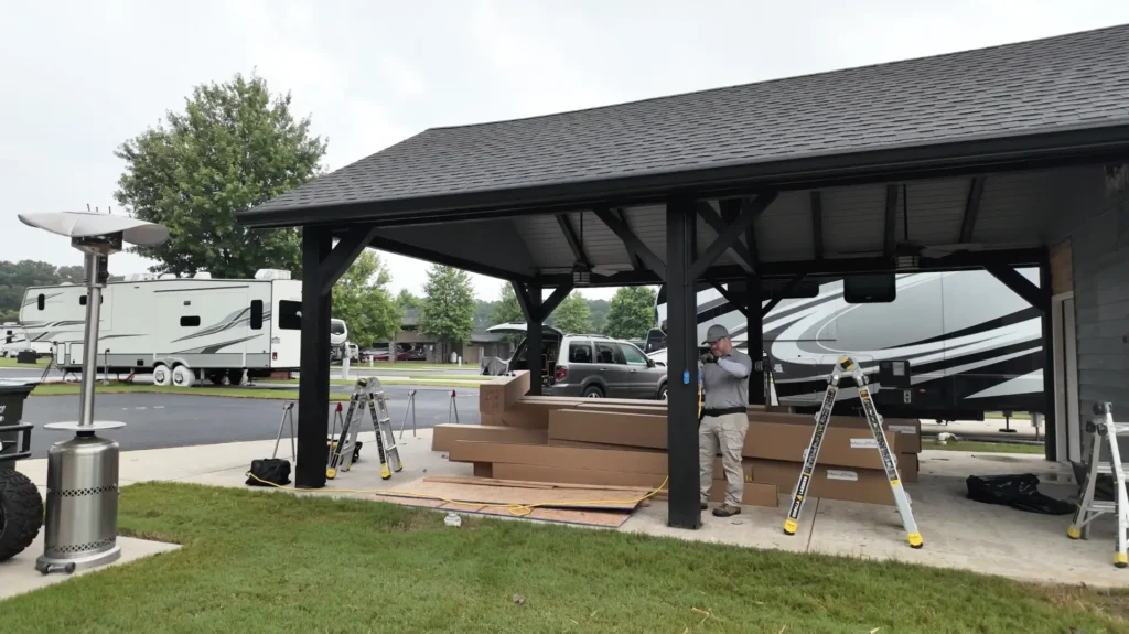 Installation Retractable Screens Bullldog park